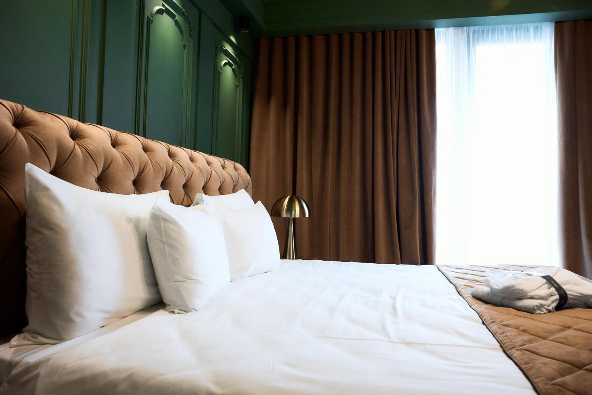 Hotel Viena Satu Mare Dış mekan fotoğraf